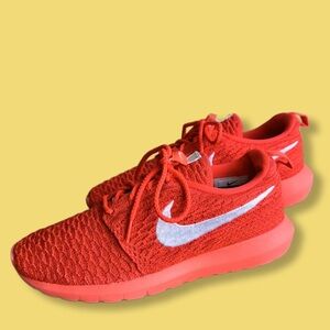 Nike RoShe One NM Flyknit Athletic Sneaker Bright Crimson 8.5